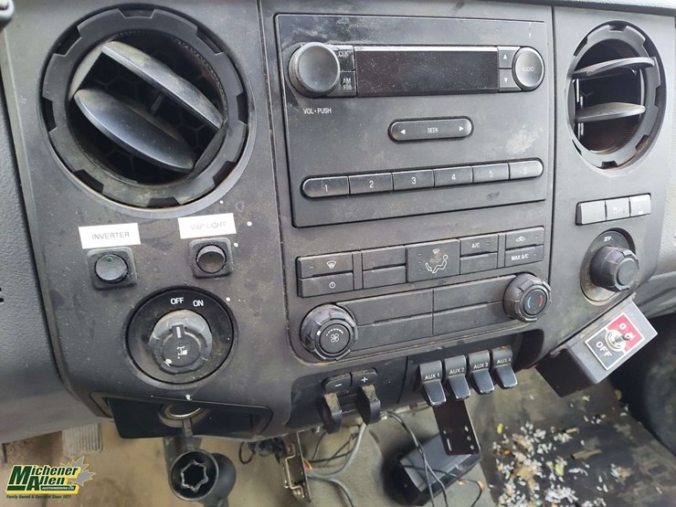 2015-ford-f350-image-14