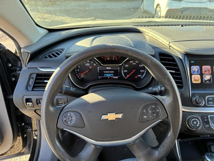 2018-chevrolet-impala-sedan-image-15