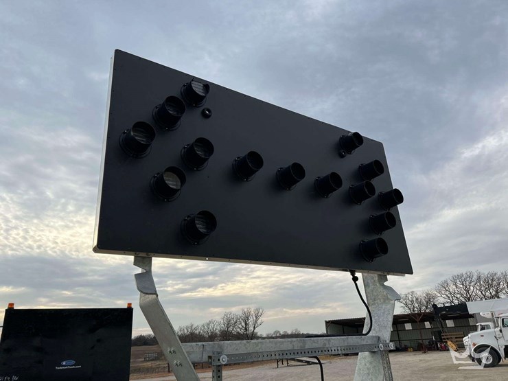 2018-international-4300-image-24