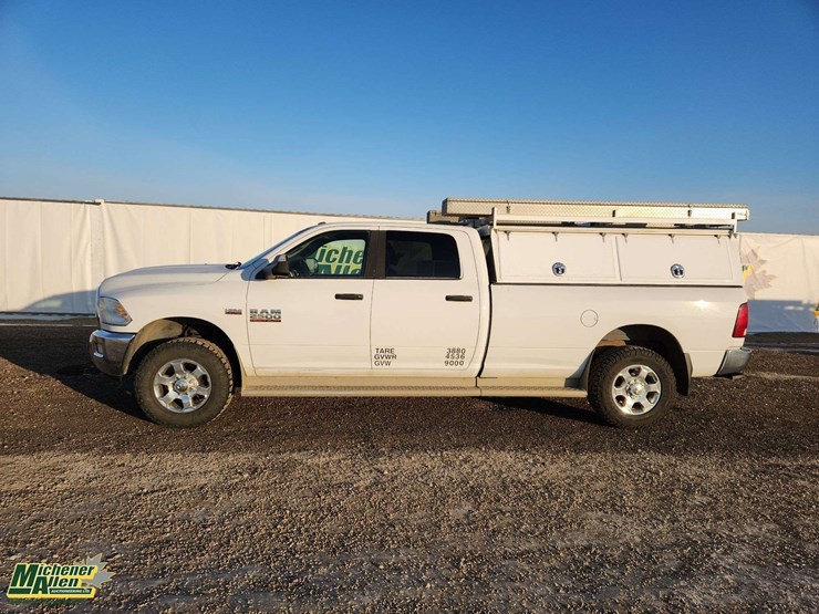 2016-dodge-2500-image-6