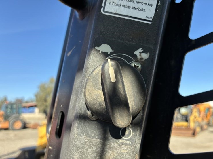 2019-manitou-1900r-image-16