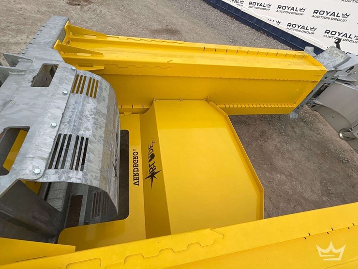 2018-international-4300-image-26