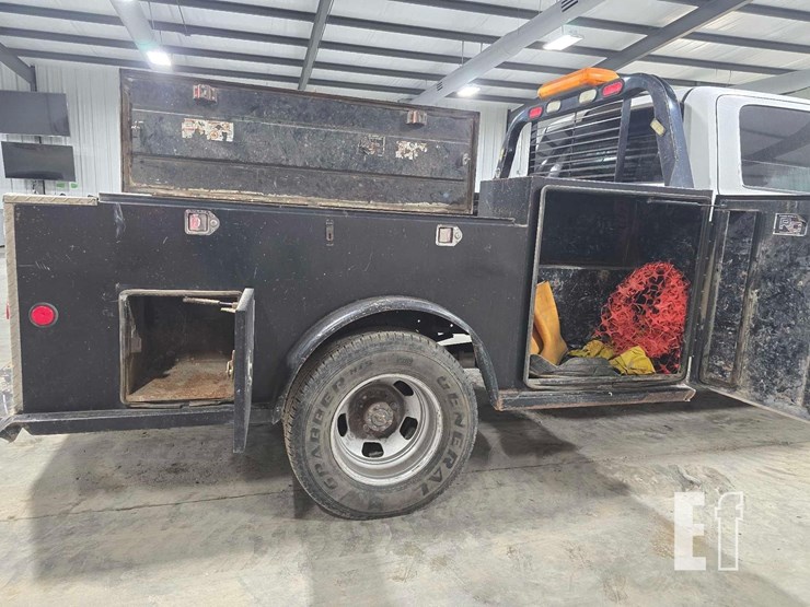 2014-ram-3500-hd-image-19