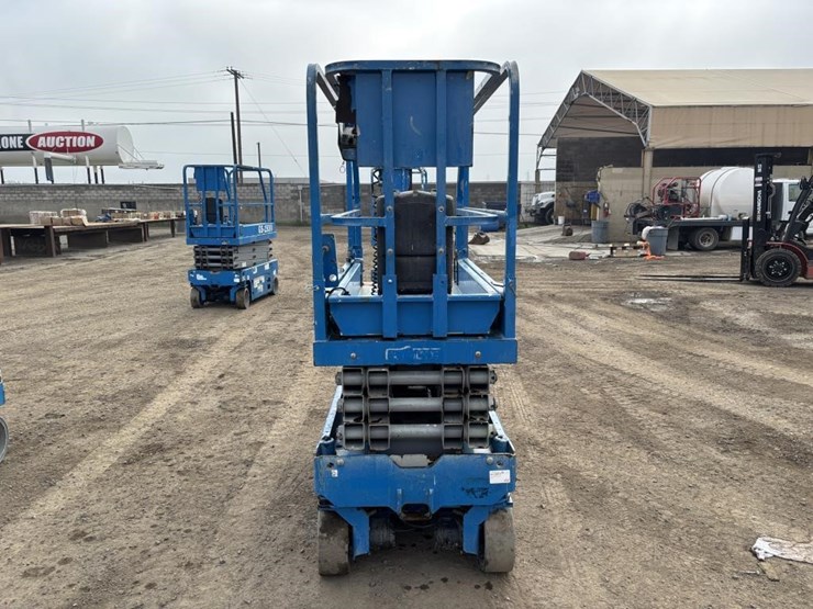 genie-gs1930-image-5