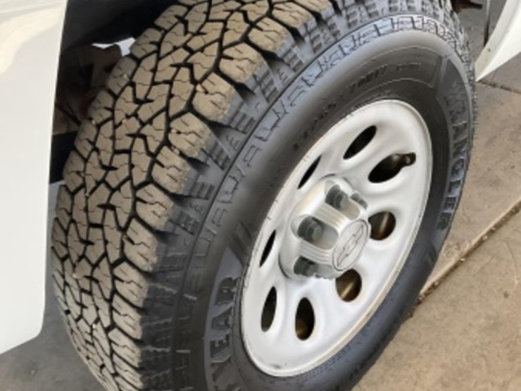 2006-chevrolet-silverado-1500-image-8