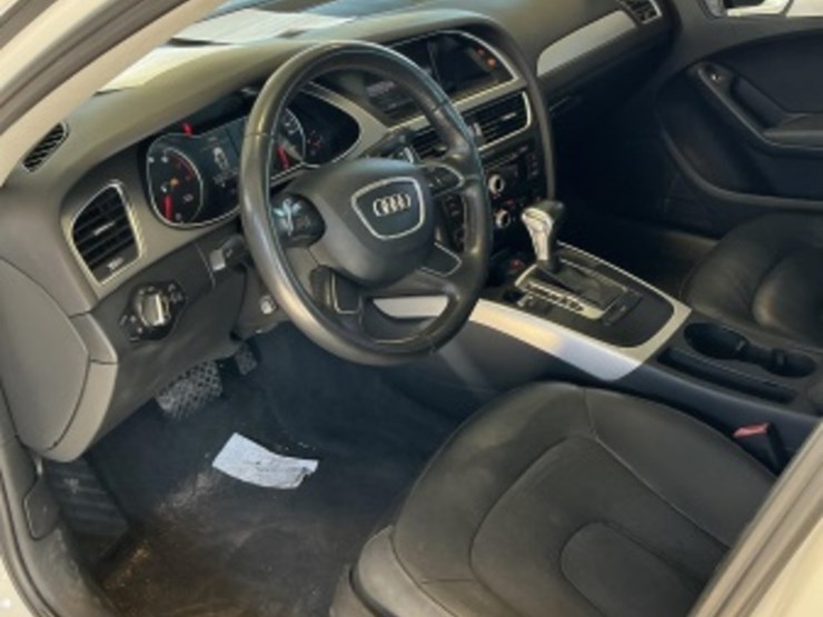 2013-audi-a4-sdn-image-21