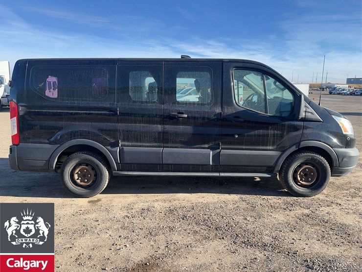 2016-ford-transit-image-8