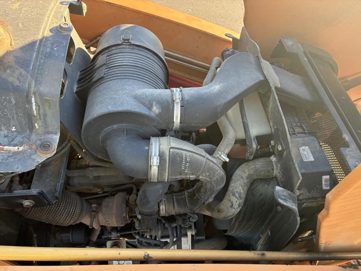 2016-case-570n-ep-image-25