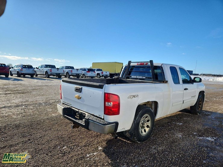 2009-chevrolet-silverado-1500-image-4