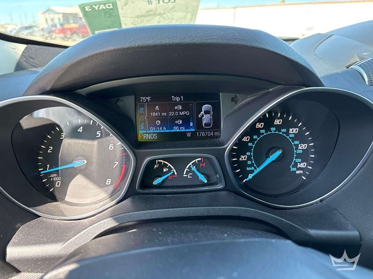 2014-ford-escape-se-image-13