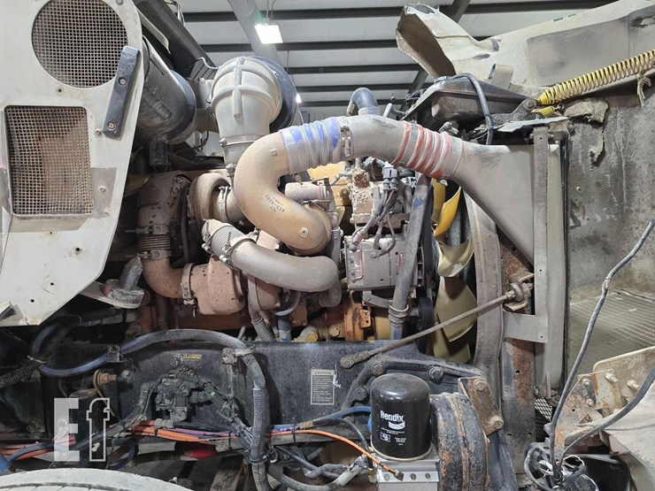 2006-kenworth-t800-image-18