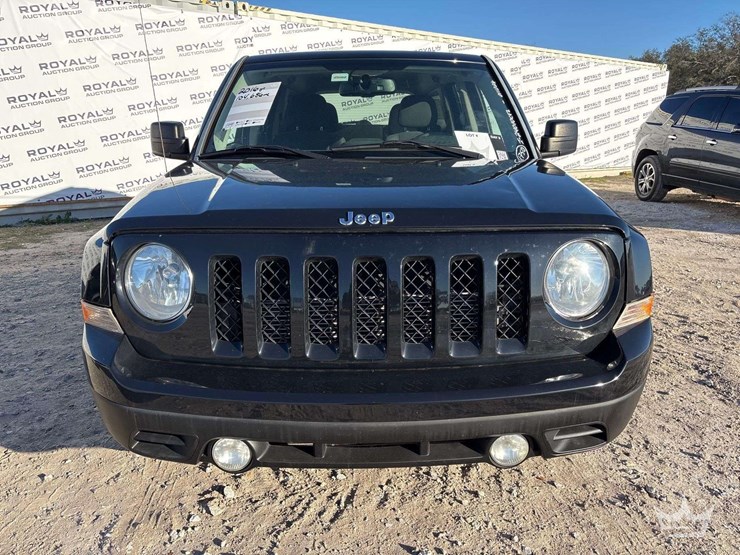 2016-jeep-patriot-image-30
