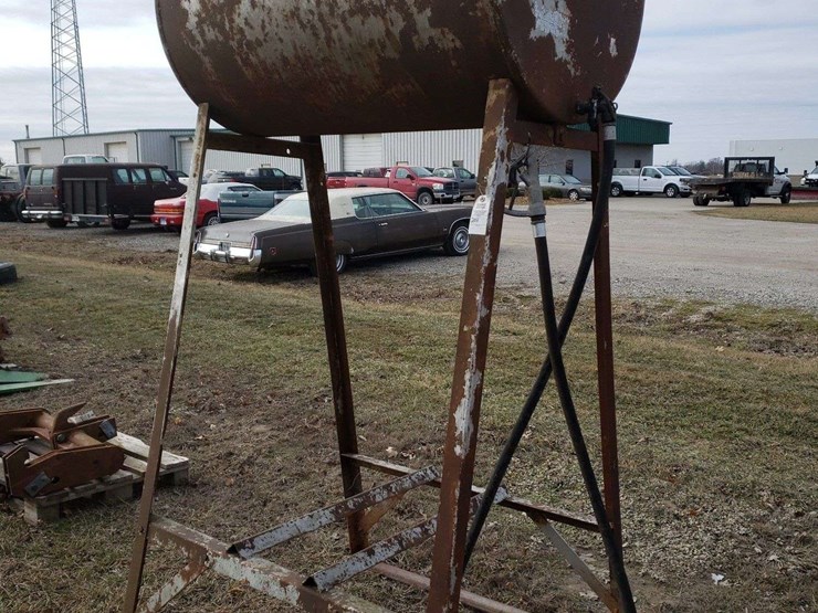 150-gallon-overhead-fuel-tank-image-1