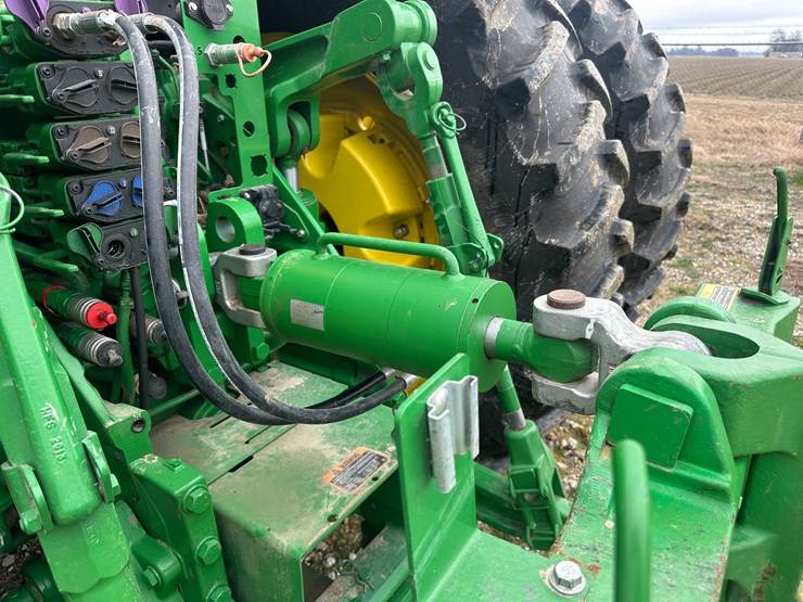 john-deere-8r-280-image-25