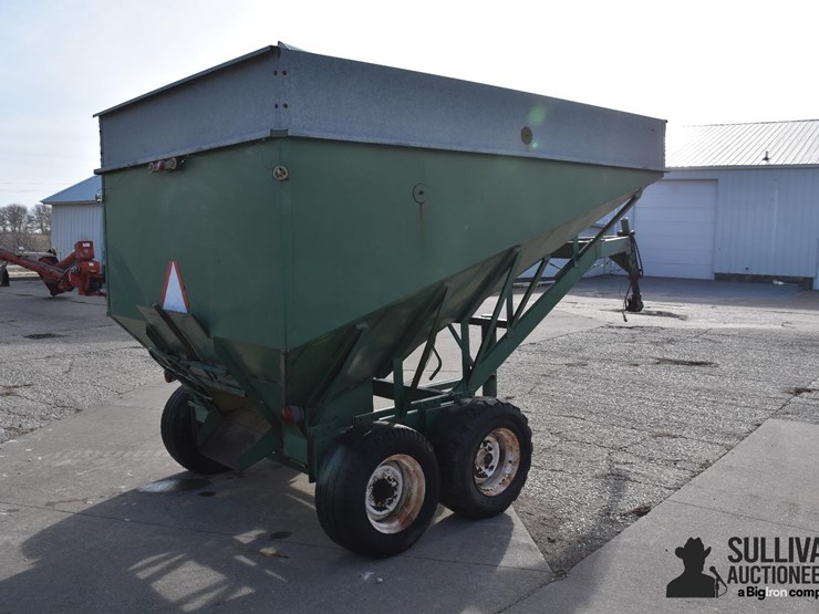 grasshopper-gooseneck-t/a-gravity-wagon-image-5