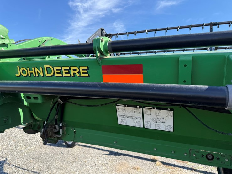 john-deere-630d-image-42