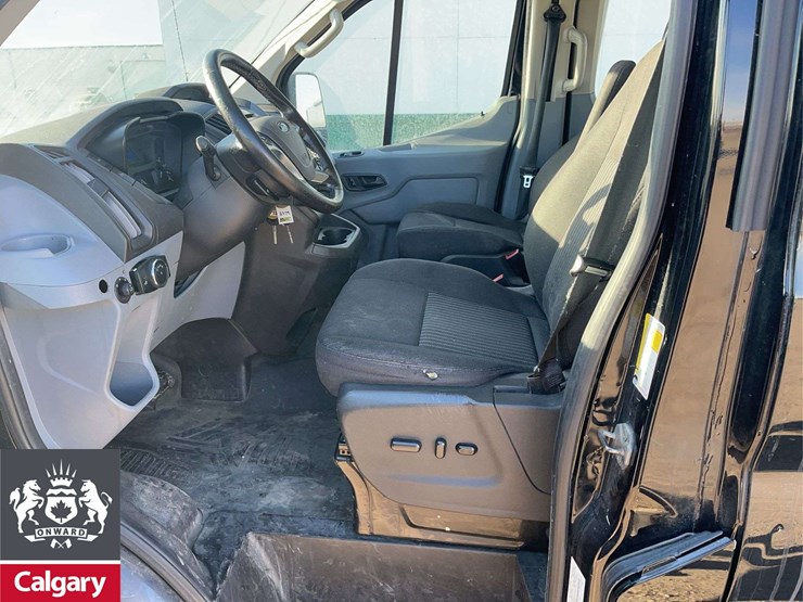 2016-ford-transit-image-14