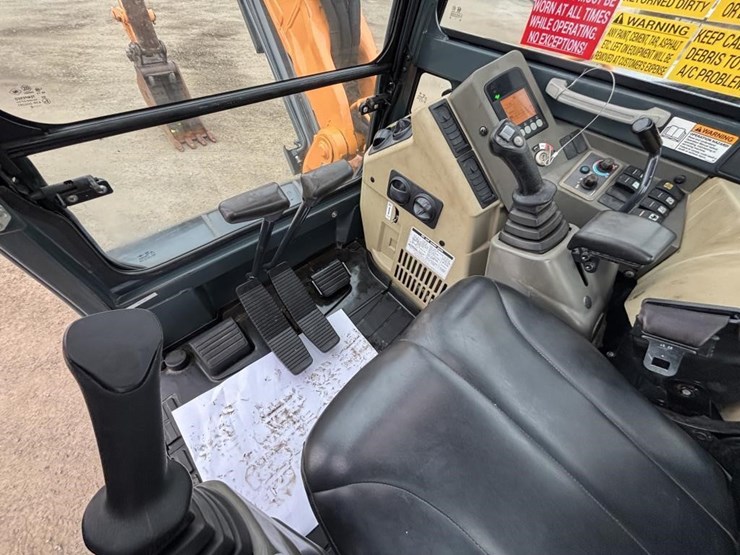 2016-mustang-800z-image-27