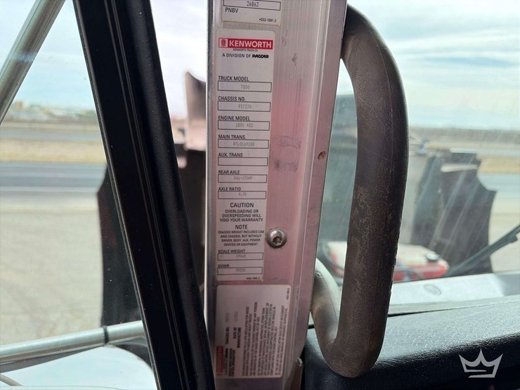 2012-kenworth-t800-image-9