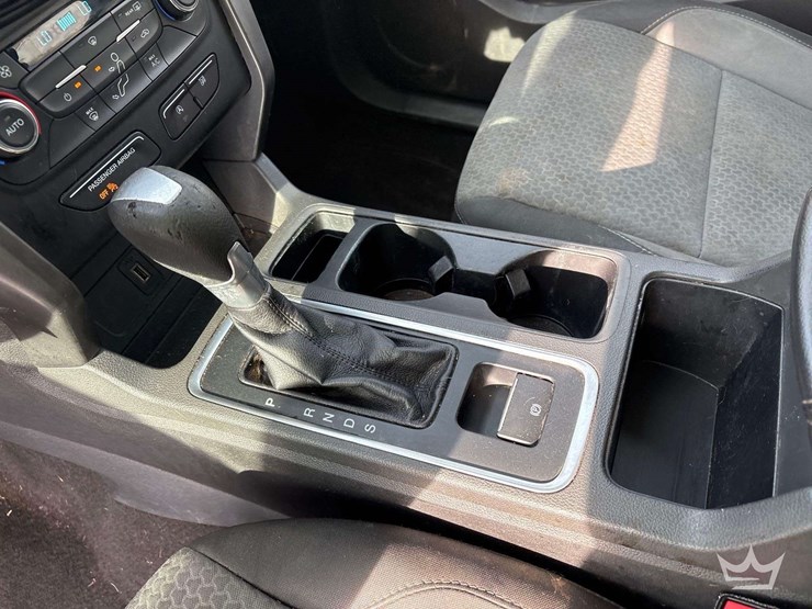 2017-ford-escape-image-16