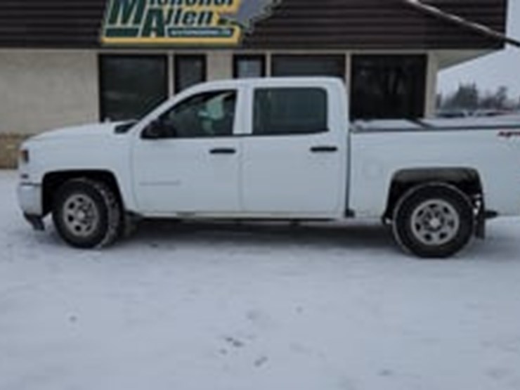 2018-chevrolet-silverado-1500-image-5