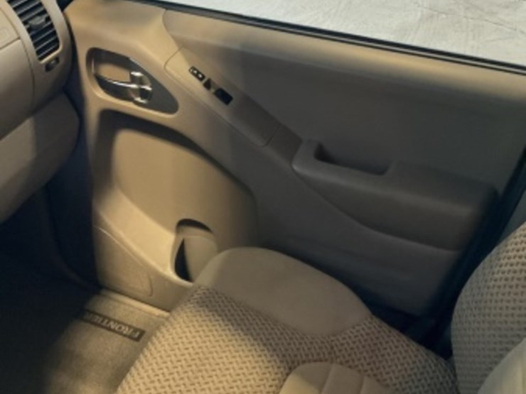 2017-nissan-frontier-image-20