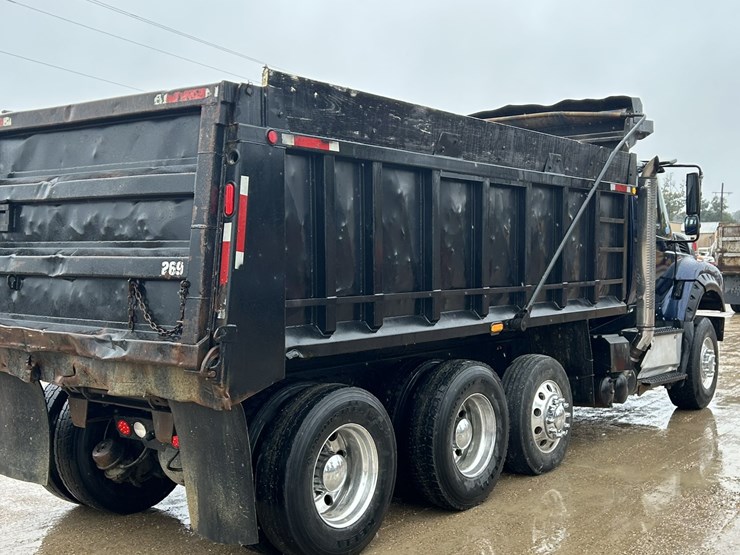 2015-international-7600-image-4