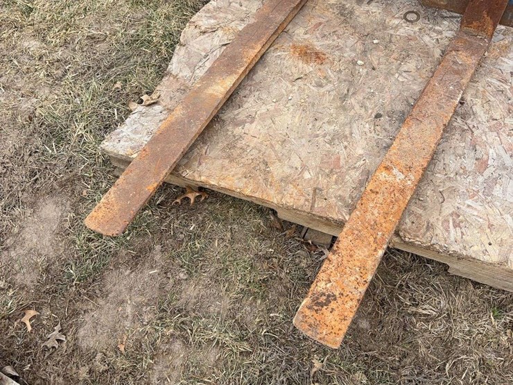 forklift-carriage-with-48''-forks-image-3