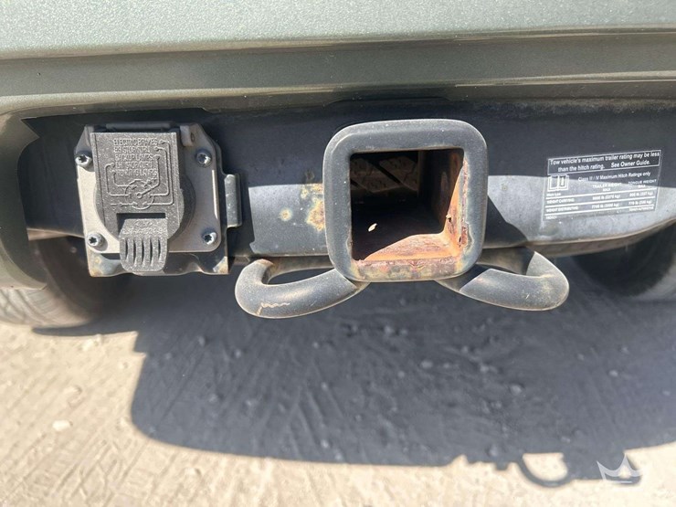 2004-ford-explorer-image-27