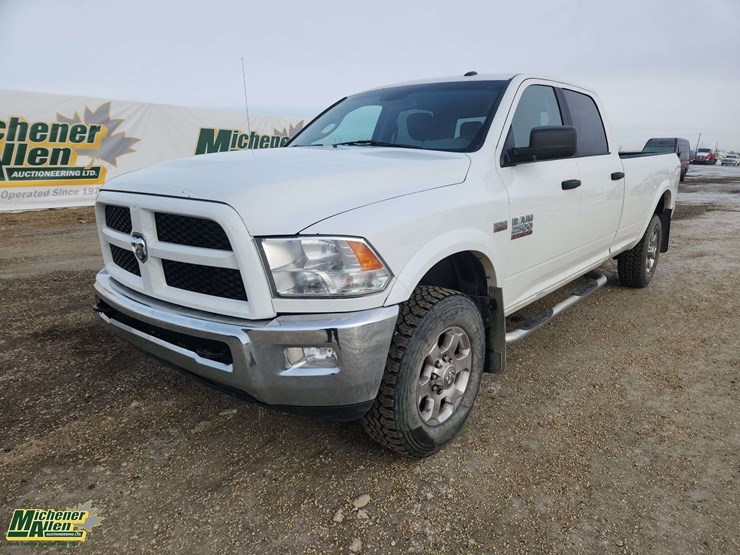 2017-dodge-2500-image-1