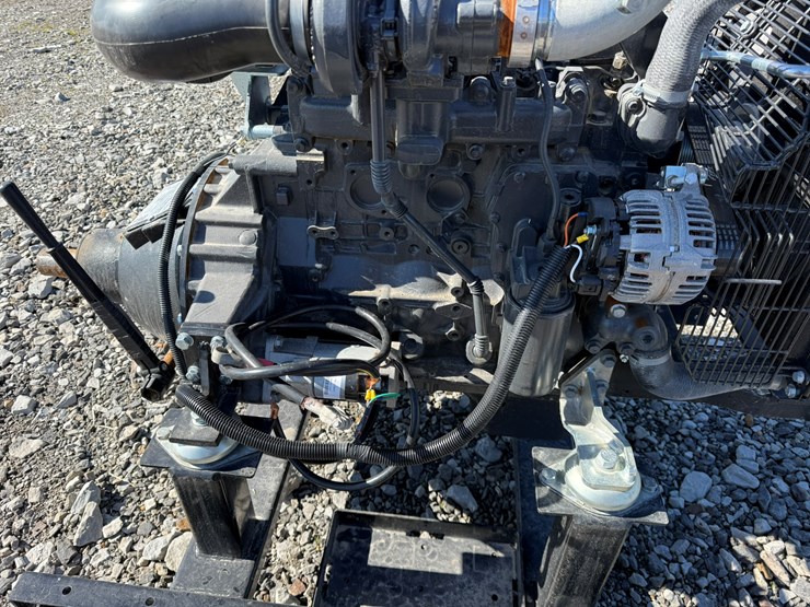 #21-•-unused-fpt-4-cyl-power-unit-1946494-inv#-36093-image-14