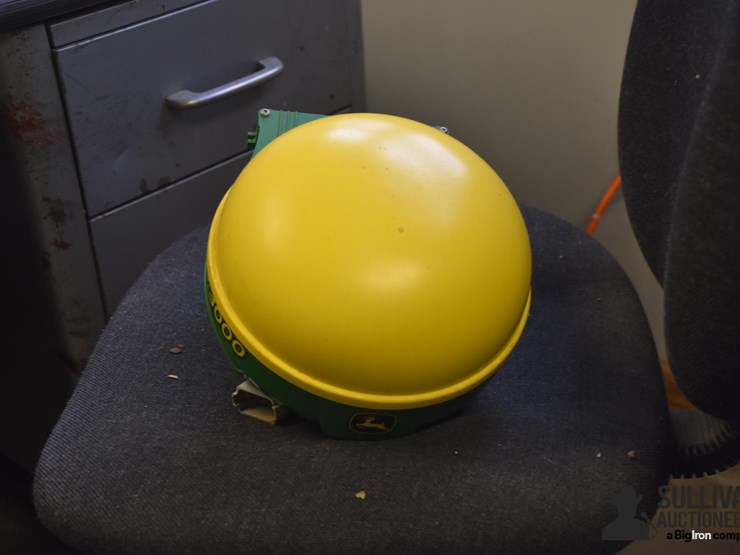 john-deere-3000-image-2