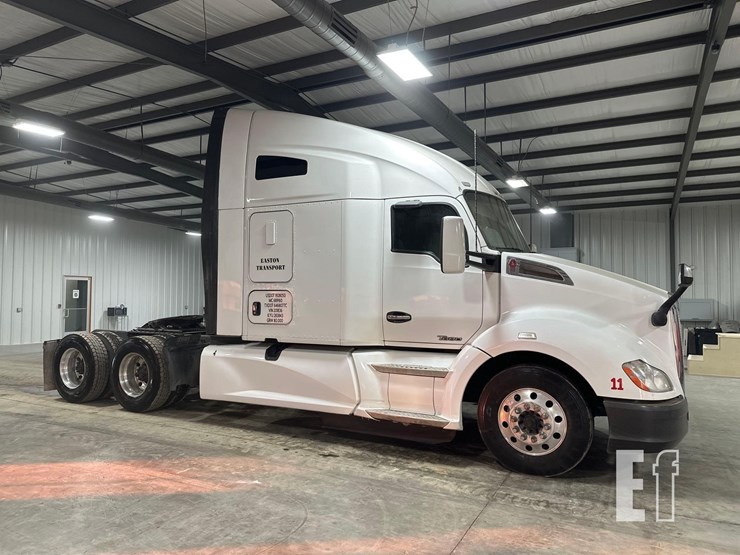 2018-kenworth-t680-image-2