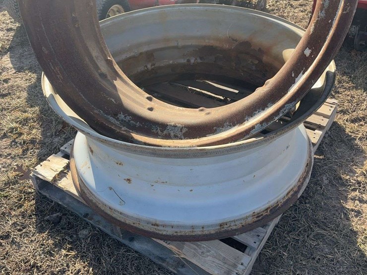 2-42''-tractor-rims-image-3