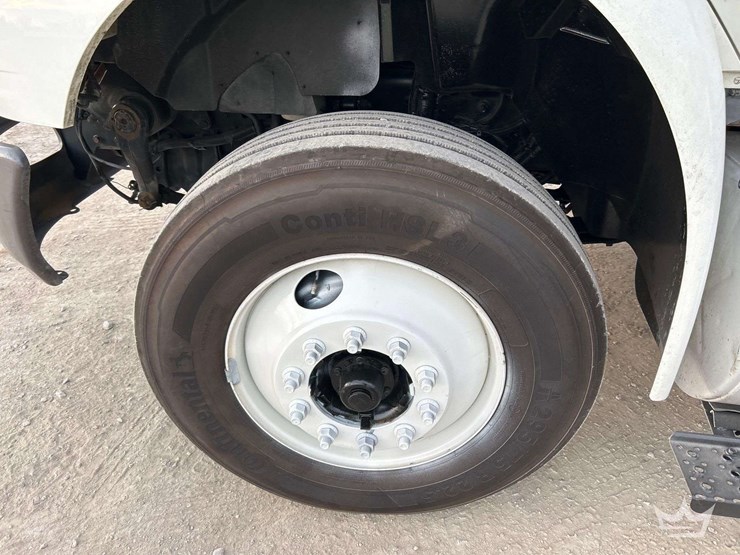 2018-international-4300-image-30