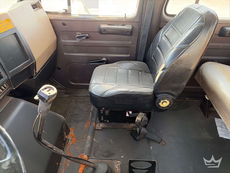 1993-international-4900-image-17