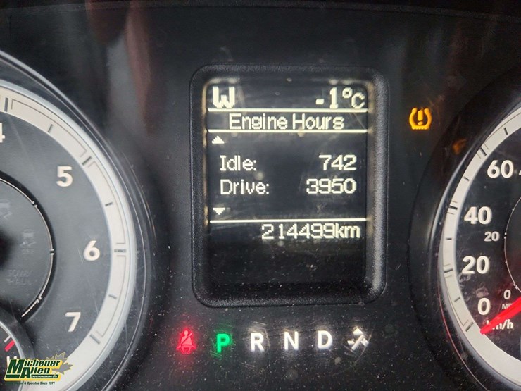 2014-dodge-1500-image-29