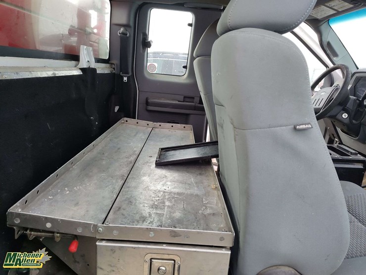 2015-ford-f350-image-17