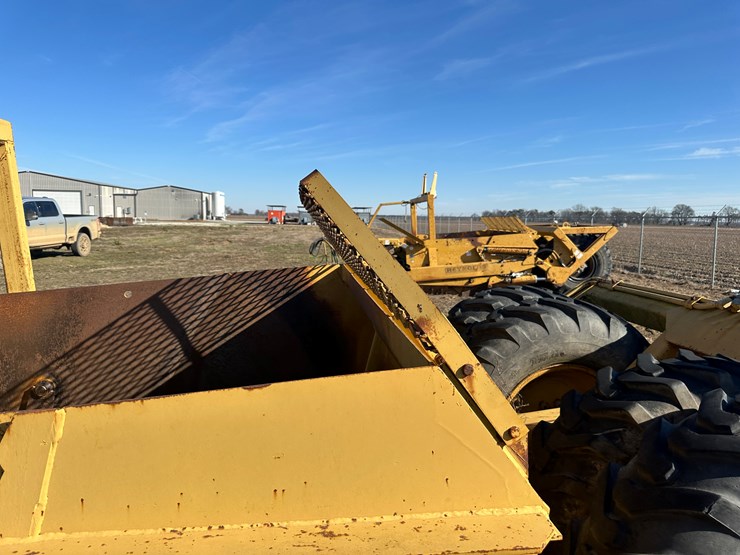 1999-reynolds-10c-image-24