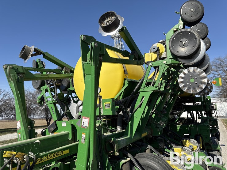 2008-john-deere-1790-ccs-image-15