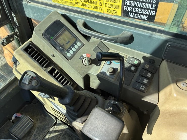 2016-mustang-800z-image-21