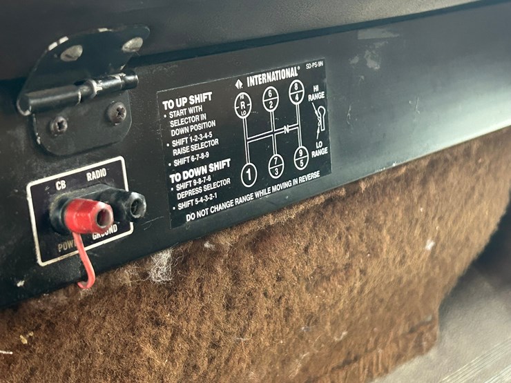 #2558-•-1990-international-dump-truck-image-17