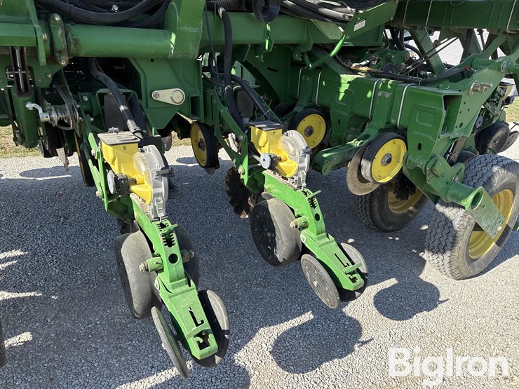 2008-john-deere-1790-ccs-image-18