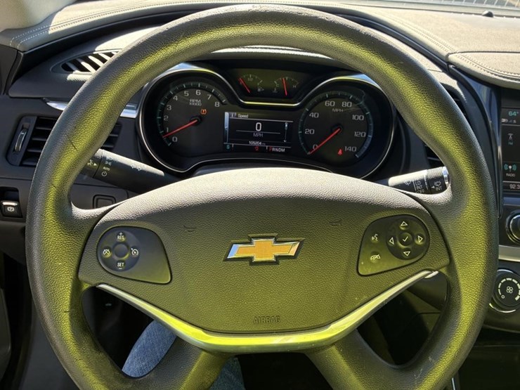 2019-chevrolet-impala-sedan-image-15