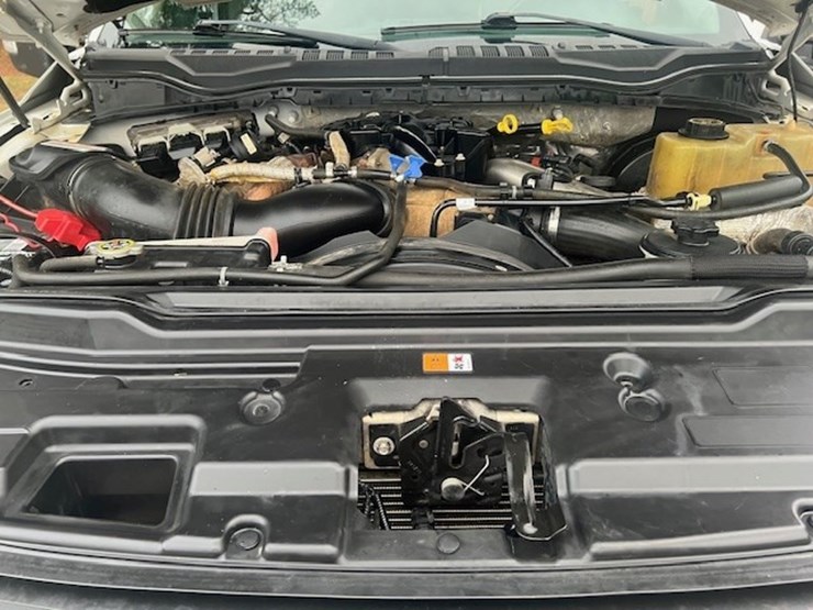 2017-ford-f250-xl-image-6