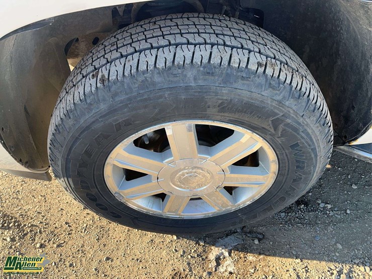 2007-cadillac-escalade-image-10