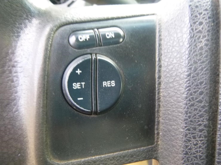 2008-ford-f550-image-31