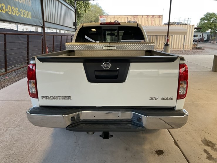 2017-nissan-frontier-image-6