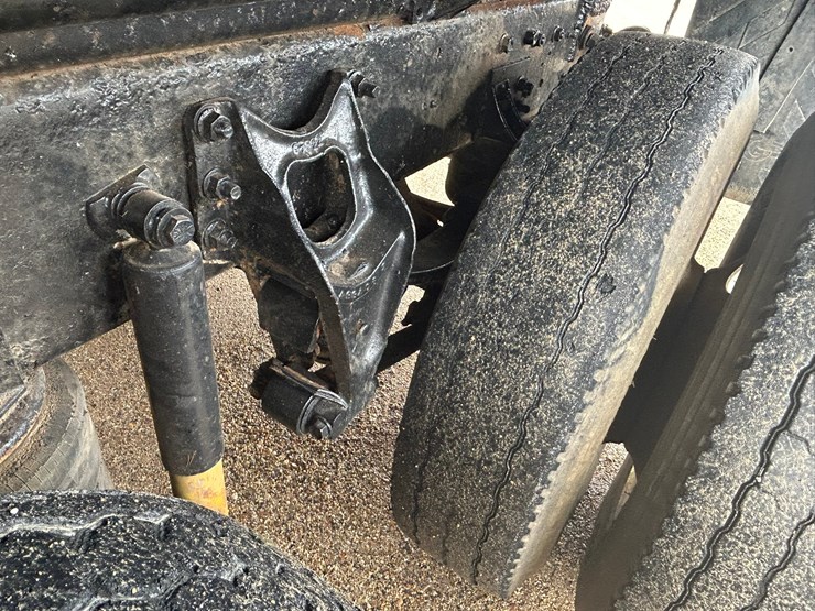 #2558-•-1990-international-dump-truck-image-9