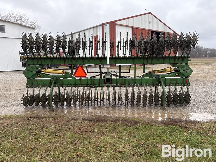 john-deere-400-image-6